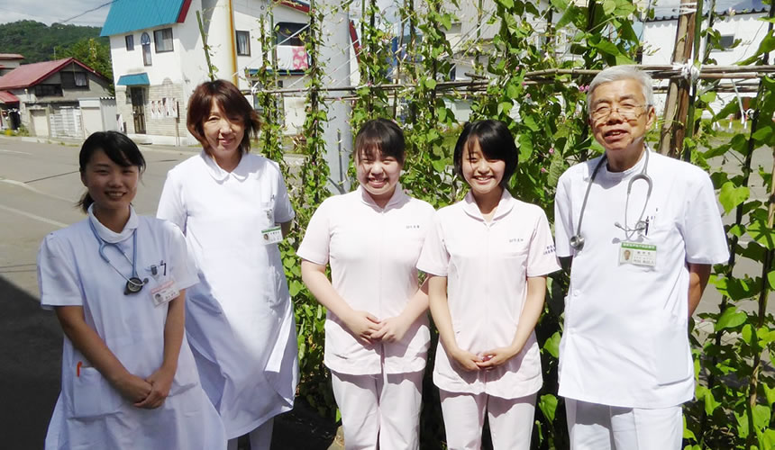 医師・看護師たちの様子